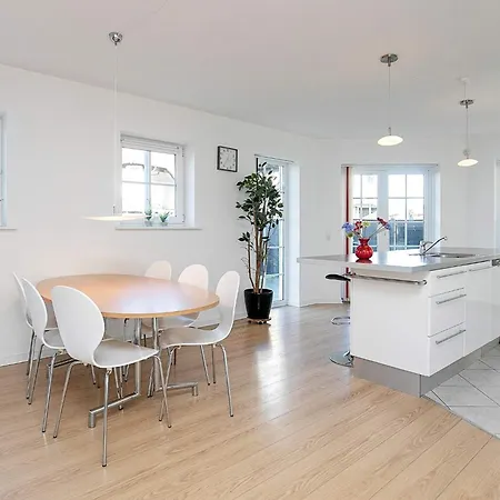 Appartement Ferieboliger 500 M Til Kysten